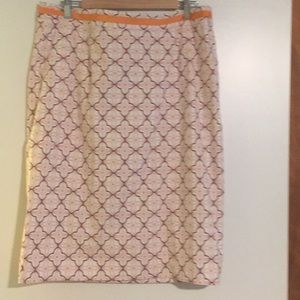 Boden, pencil skirt, size 14, great pattern